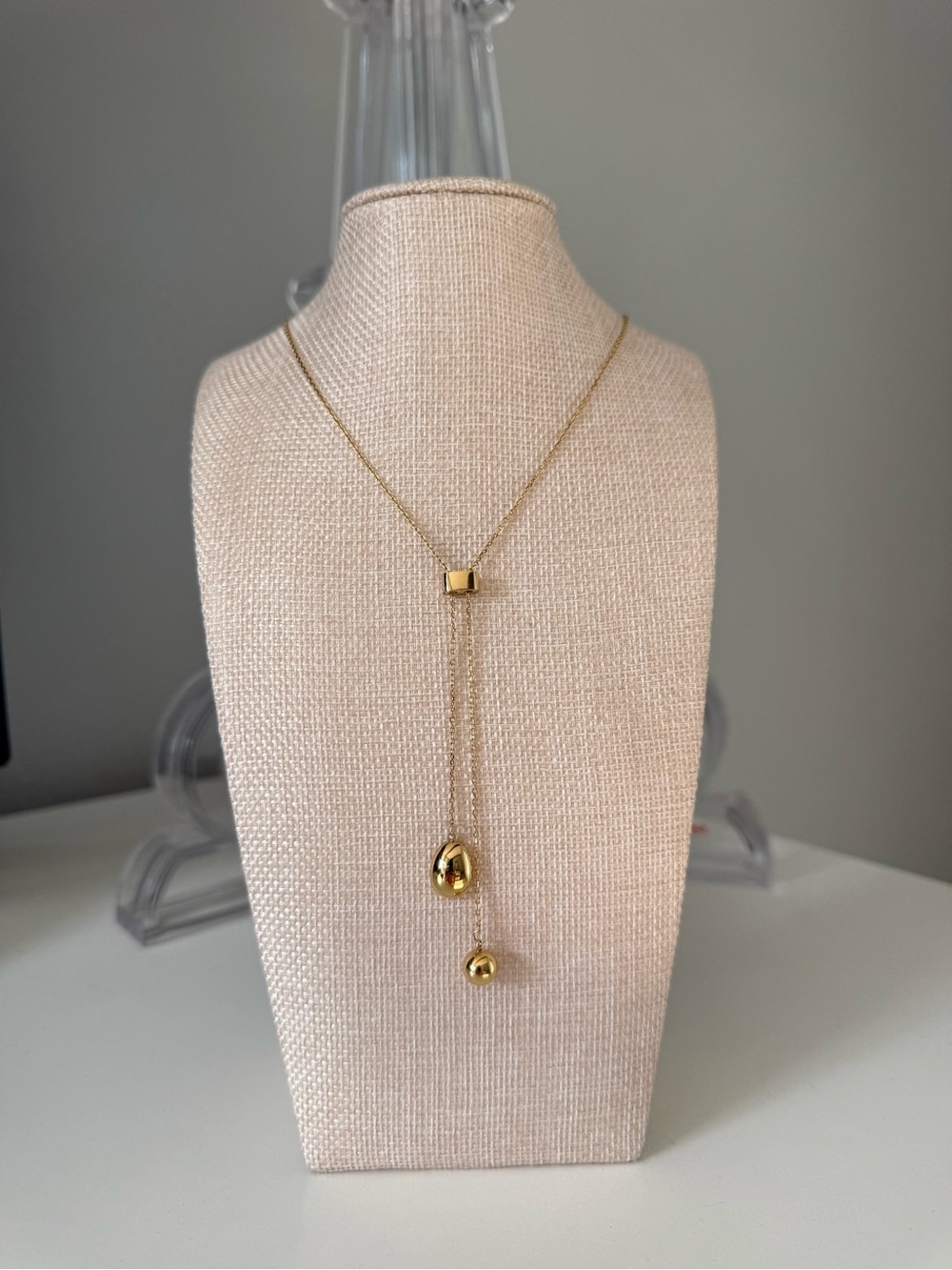 Delicate Gold Drop Lariat Necklace - Women's Fashion Jewelry